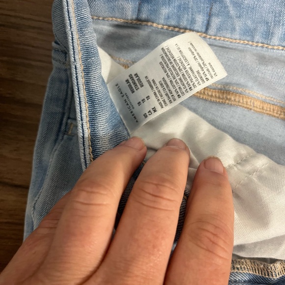 American Eagle Outfitters Light Blue Jeans - Picture 3 of 5